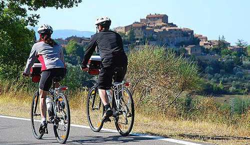 http://www.rent-a-villa-in-tuscany.com/images/bike-tuscany.jpg