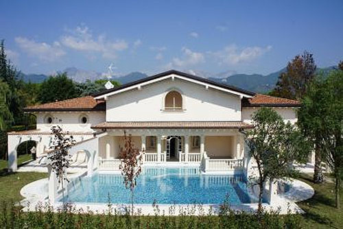 tuscany real estate