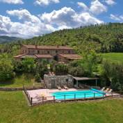 villa castagneto tuscany