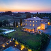 villa granaio tuscany