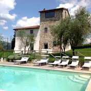 villa giglio tuscany